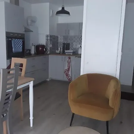 Confortable T2 Neuf - Rdc - 2/4 Personnes Apartament Mondeville (Calvados)