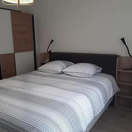 Confortable T2 Neuf - Rdc - 2/4 Personnes Mondeville (Calvados)